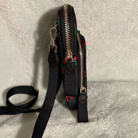 Kate Spade Chelsea Rose Toss North South Crossbody - Picture 2 of 8